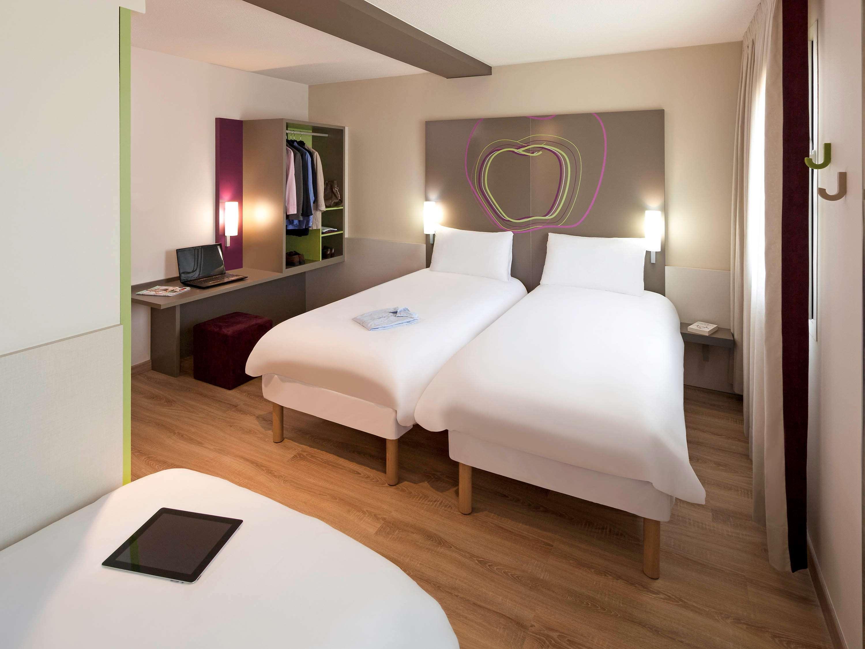 Hotel Ibis Styles Lleida Torrefarrera Buitenkant foto