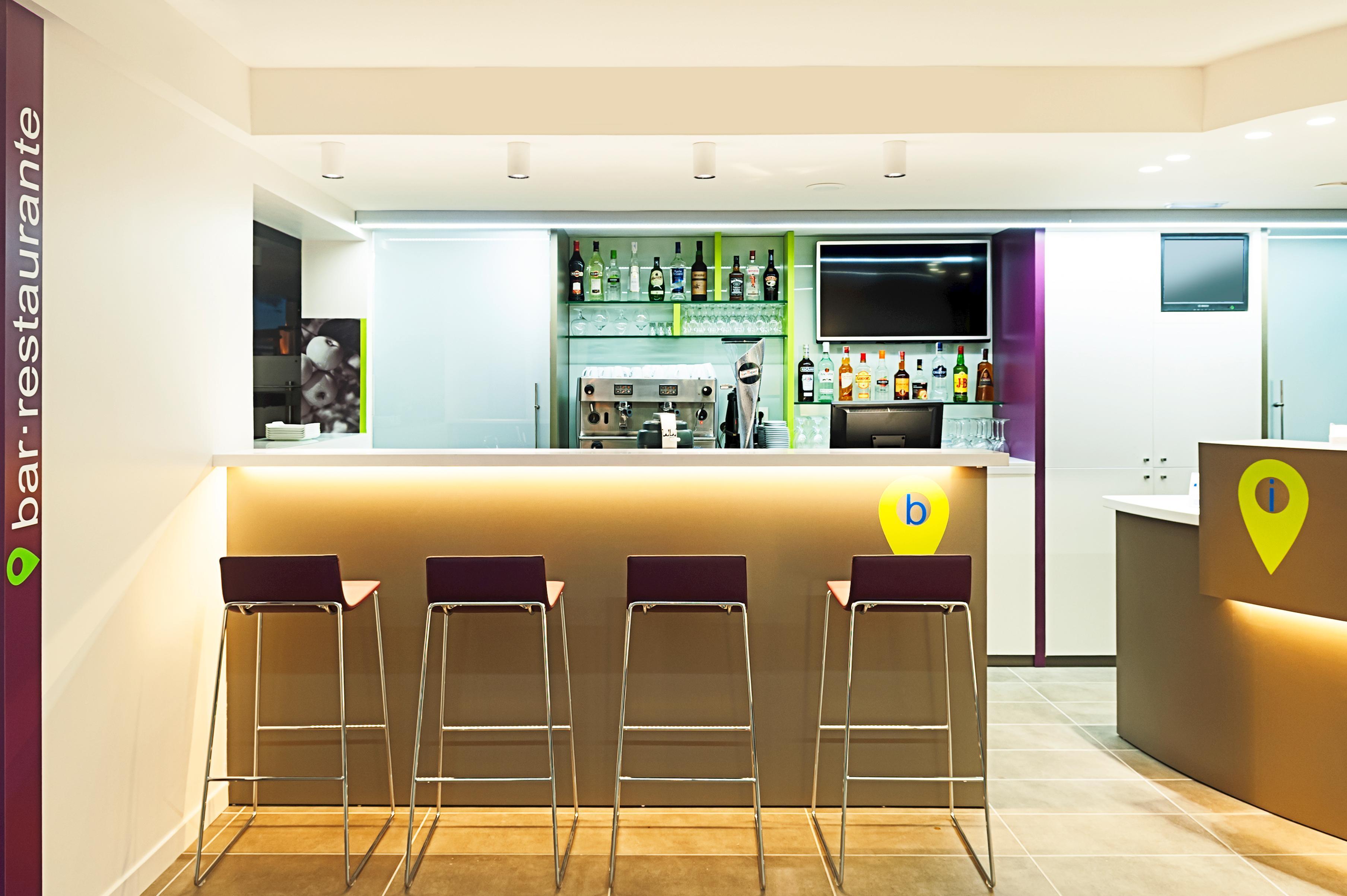Hotel Ibis Styles Lleida Torrefarrera Buitenkant foto