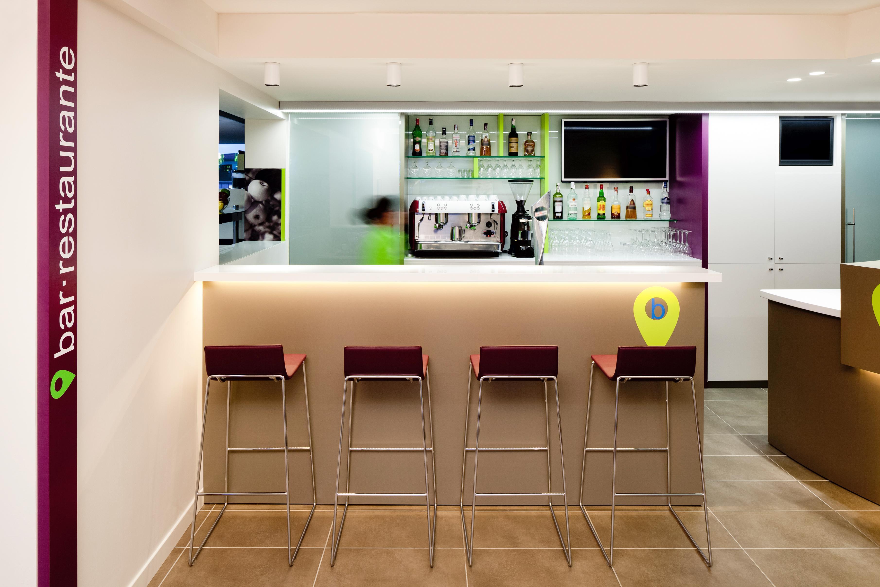 Hotel Ibis Styles Lleida Torrefarrera Buitenkant foto