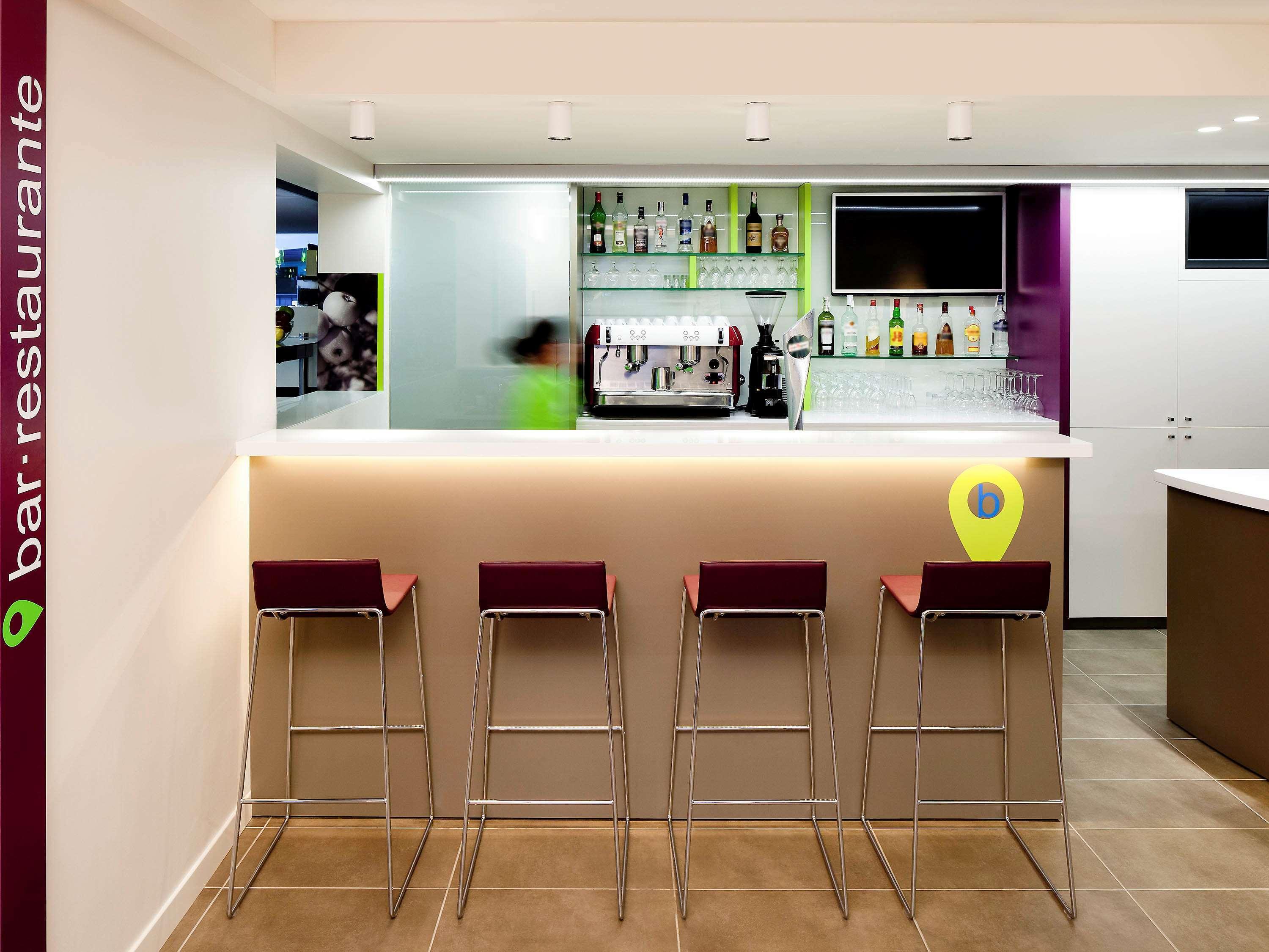 Hotel Ibis Styles Lleida Torrefarrera Buitenkant foto