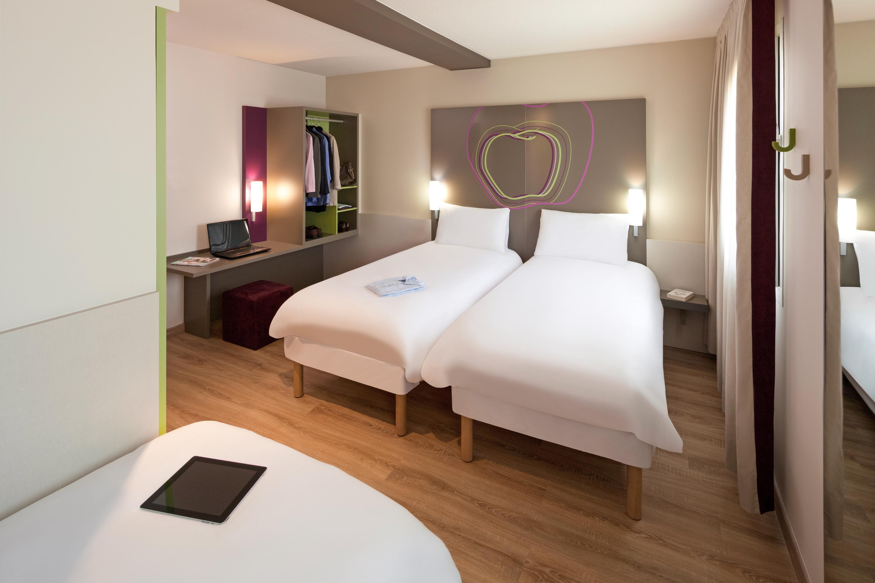 Hotel Ibis Styles Lleida Torrefarrera Buitenkant foto