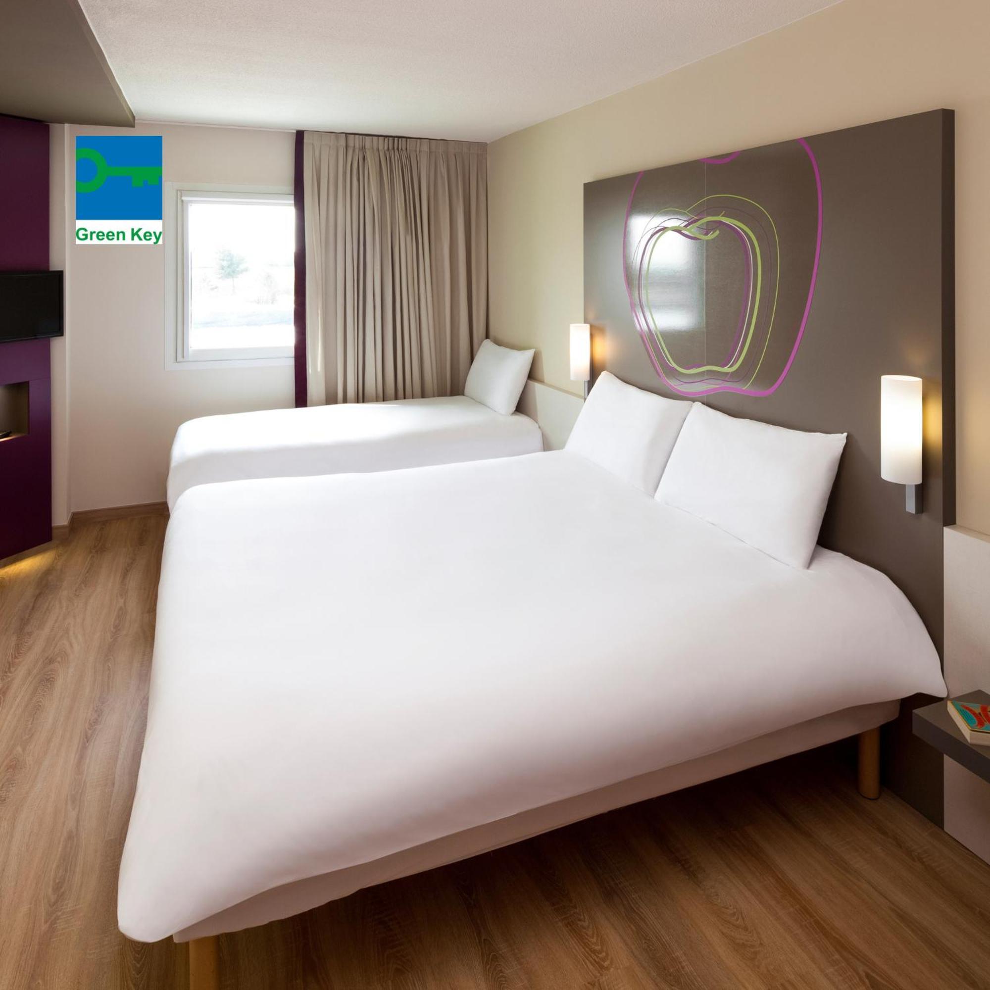 Hotel Ibis Styles Lleida Torrefarrera Buitenkant foto